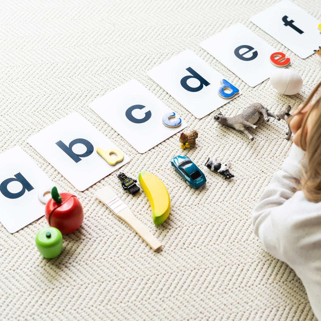 How to practise phonics with a small group using flashcards