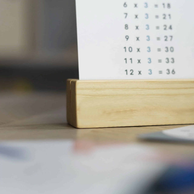 Large Wooden Flashcard Display Stand | Holder | Rack - image 3